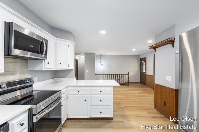 4451 Blackfoot Drive, Grandville, MI 49418