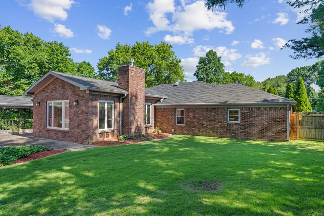 1206 Holly Hill Dr, Franklin, TN 37064