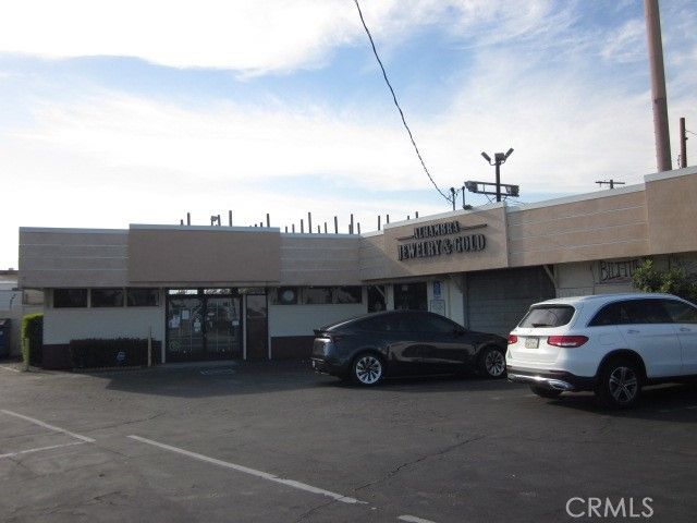 505 S Atlantic Boulevard, Alhambra, CA 91801
