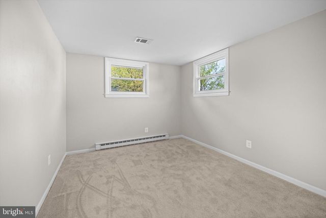 1208 E IBERIA RD, Sterling, VA 20164