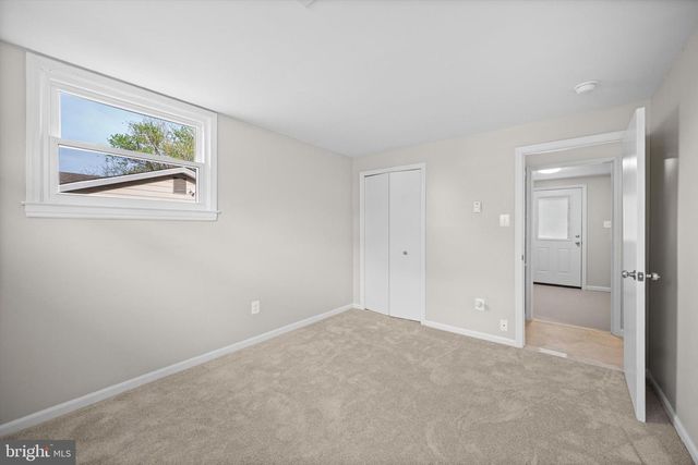 1208 E IBERIA RD, Sterling, VA 20164