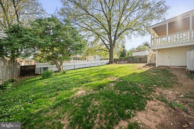 1208 E IBERIA RD, Sterling, VA 20164