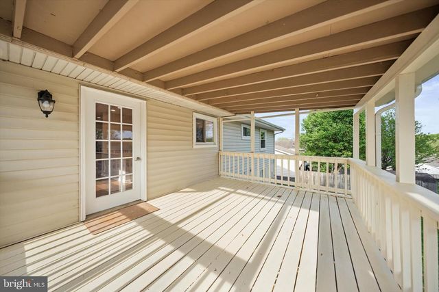 1208 E IBERIA RD, Sterling, VA 20164