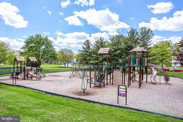 1208 E IBERIA RD, Sterling, VA 20164