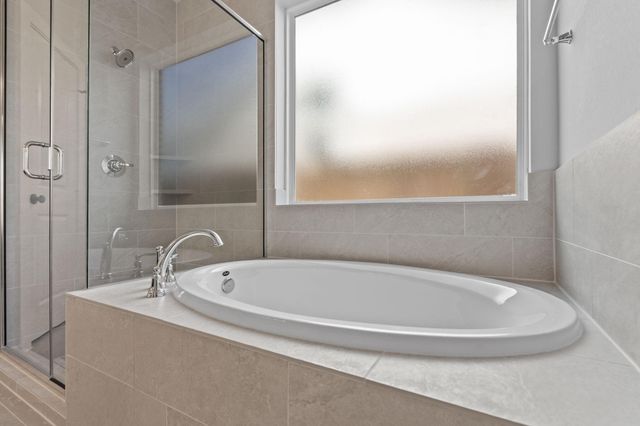 10919 Middle Ridge Drive, Missouri City, TX 77459