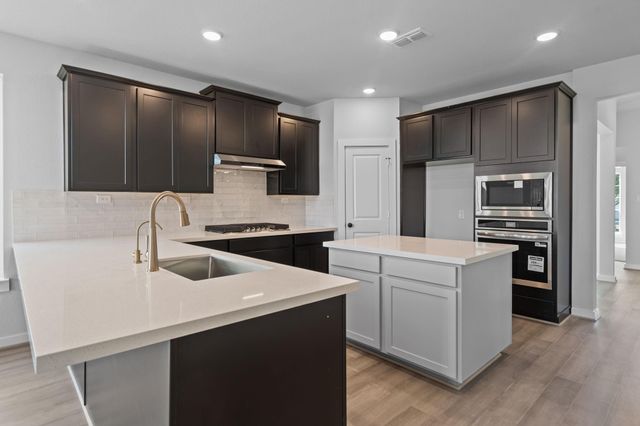 10919 Middle Ridge Drive, Missouri City, TX 77459