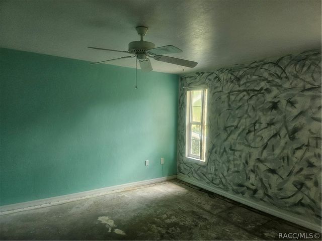 650 W Diamondbird Loop, Hernando, FL 34442