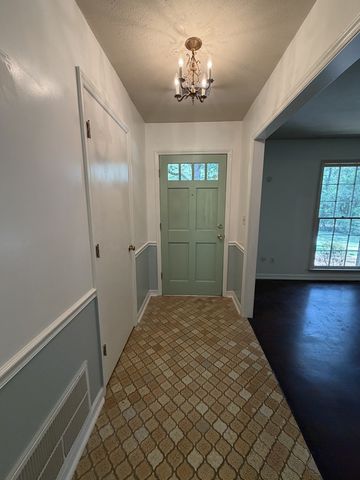 5400 Holland Drive, Columbus, GA 31909