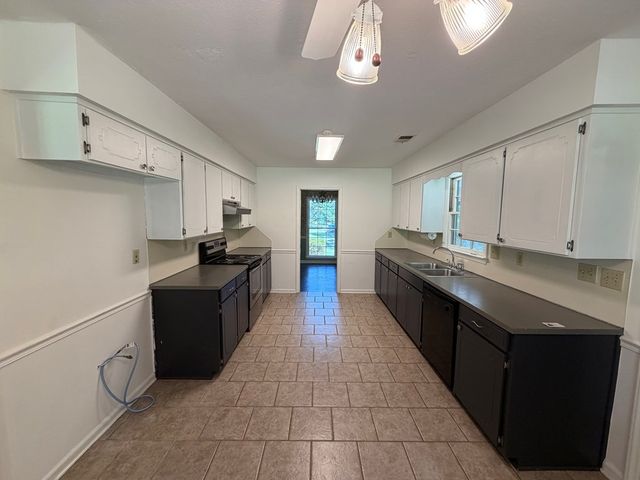 5400 Holland Drive, Columbus, GA 31909