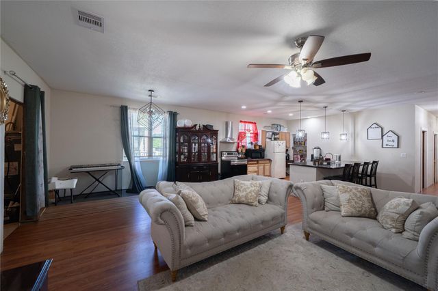 508 County Road 5035, Cleveland, TX 77327