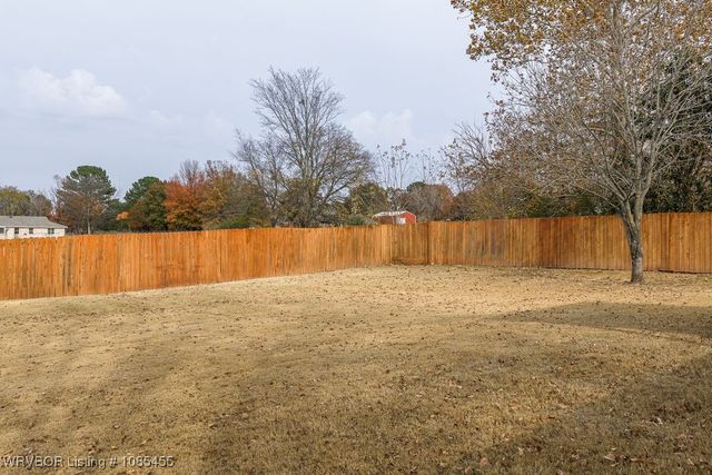 1106 Ruby Drive, Van Buren, AR 72956