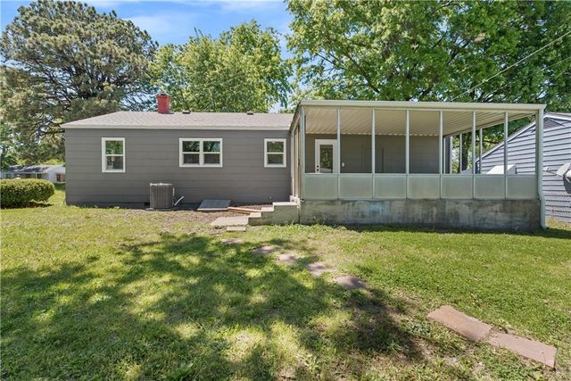 1415 N High Street, Independence, MO 64050
