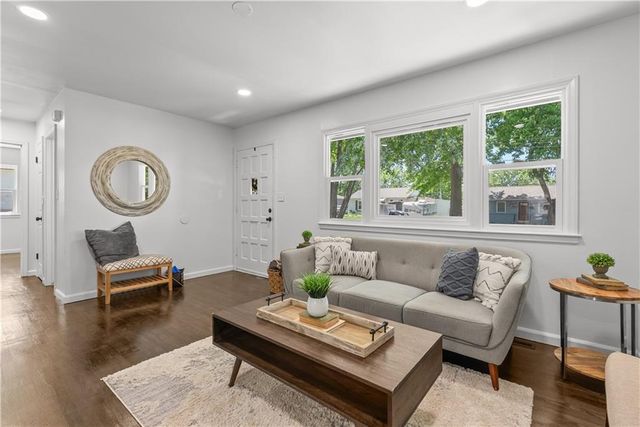 1415 N High Street, Independence, MO 64050
