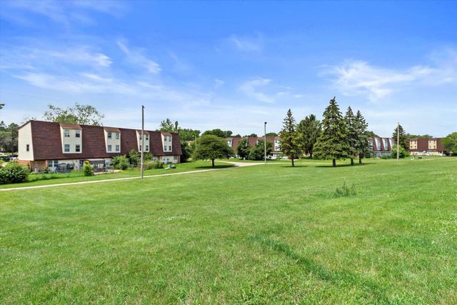 8950 N 95th STREET #G, Milwaukee, WI 53224