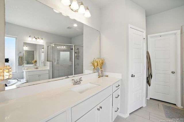 9125 Yearling St, San Antonio, TX 78254