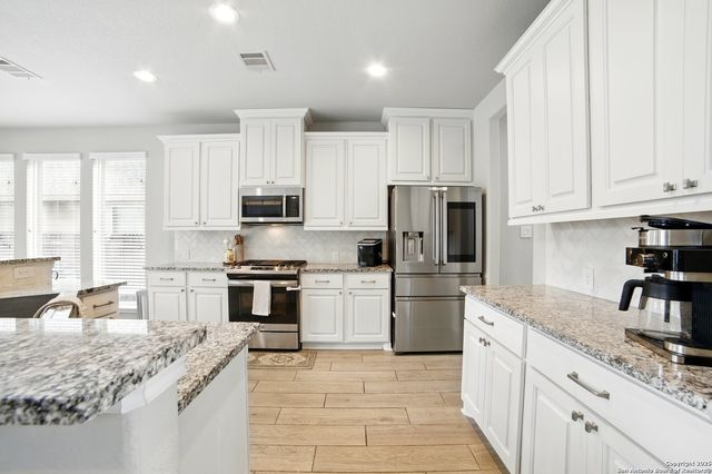 9125 Yearling St, San Antonio, TX 78254
