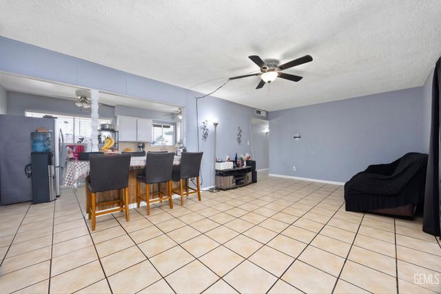 507 Tulip Street, Bakersfield, CA 93306