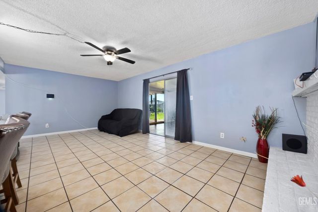 507 Tulip Street, Bakersfield, CA 93306