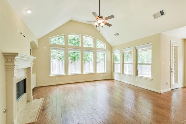 6 Little Falls Place, Tomball, TX 77375