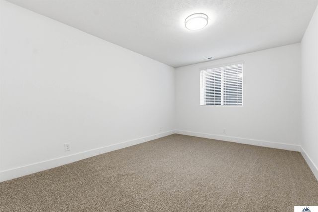 21115 Alex Avenue, Elkhorn, NE 68022