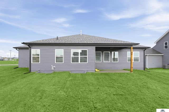 21115 Alex Avenue, Elkhorn, NE 68022