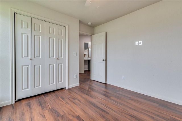 112 Gazley ST, Smithville, TX 78957