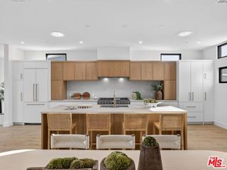 8404 Gonzaga Avenue, Los Angeles, CA 90045