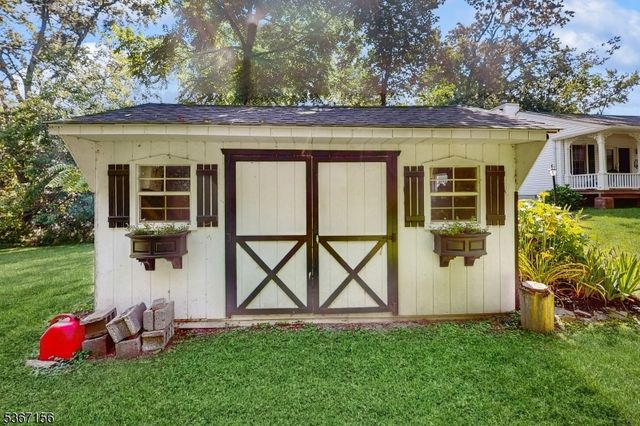 659 Amwell Rd, Hillsborough Twp., NJ 08844