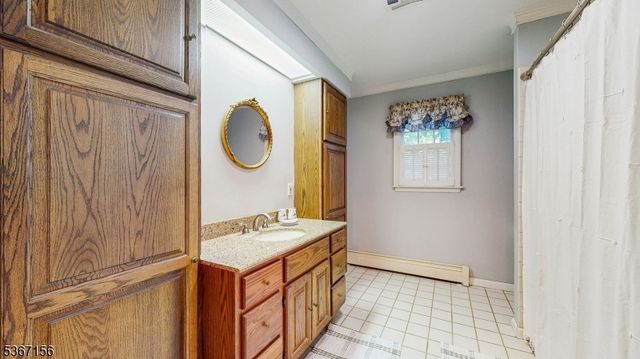 659 Amwell Rd, Hillsborough Twp., NJ 08844