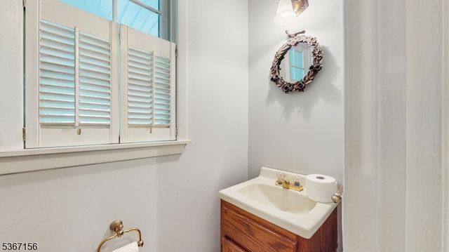 659 Amwell Rd, Hillsborough Twp., NJ 08844