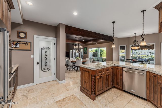 1325 W SANDPIPER Drive, Gilbert, AZ 85233