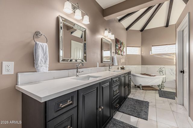 1325 W SANDPIPER Drive, Gilbert, AZ 85233