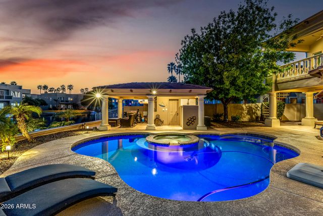 1325 W SANDPIPER Drive, Gilbert, AZ 85233