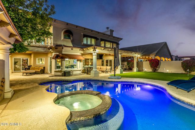 1325 W SANDPIPER Drive, Gilbert, AZ 85233