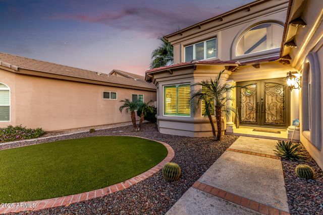 1325 W SANDPIPER Drive, Gilbert, AZ 85233