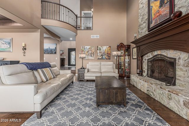 1325 W SANDPIPER Drive, Gilbert, AZ 85233