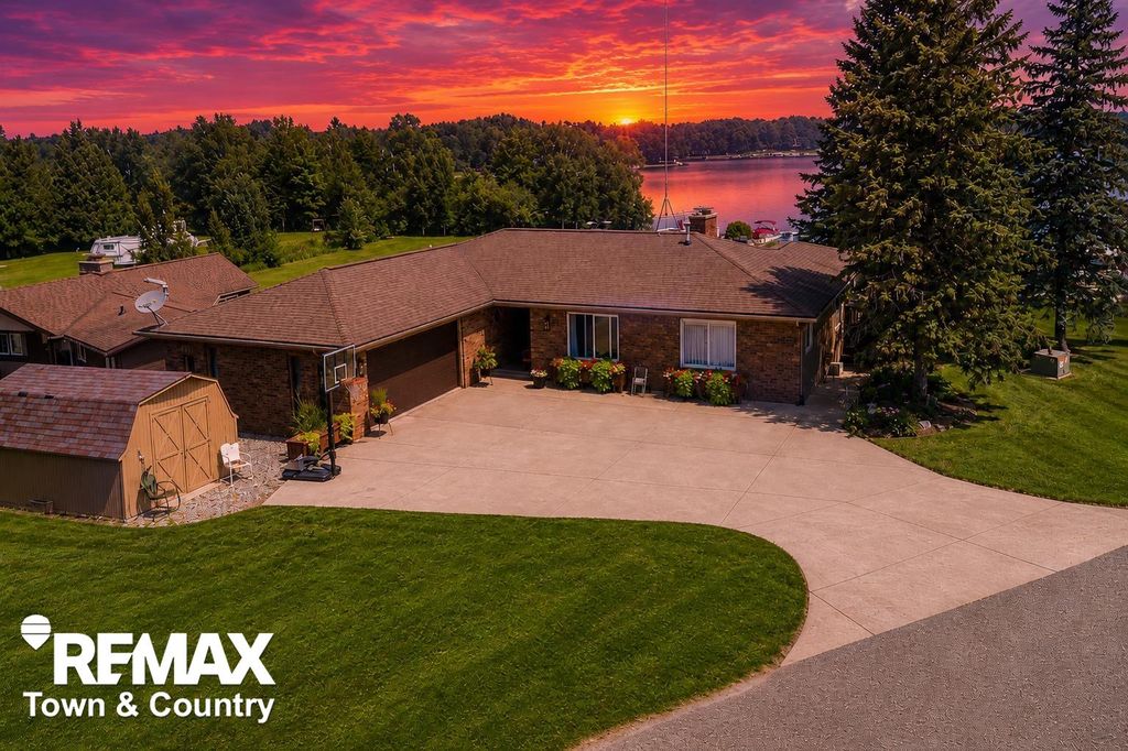 4564 Hamilton Way, Butman Twp, MI 48624