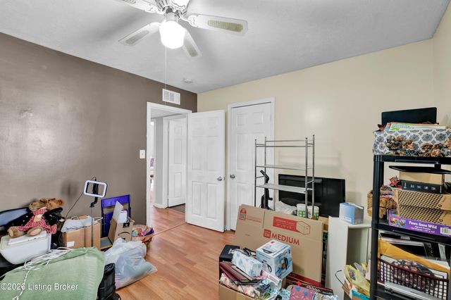 223 Derby Ave, Louisville, KY 40218
