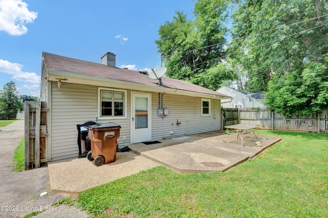 223 Derby Ave, Louisville, KY 40218