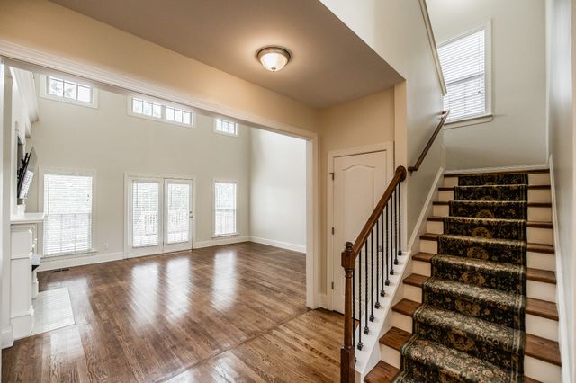 1074 Mansker Farm Blvd, Hendersonville, TN 37075