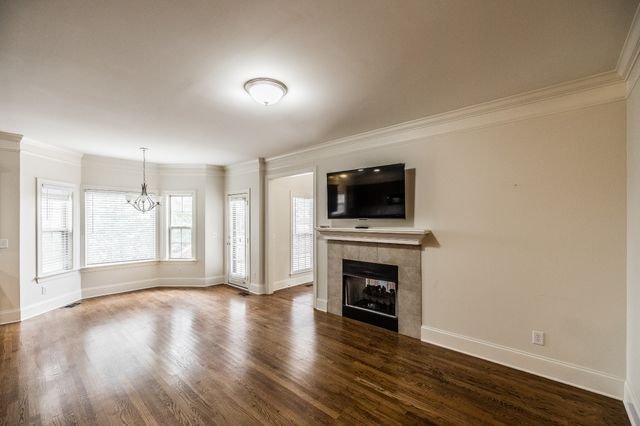 1074 Mansker Farm Blvd, Hendersonville, TN 37075