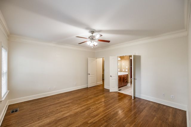 1074 Mansker Farm Blvd, Hendersonville, TN 37075