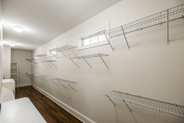 1074 Mansker Farm Blvd, Hendersonville, TN 37075