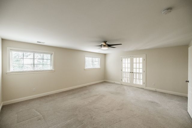 1074 Mansker Farm Blvd, Hendersonville, TN 37075