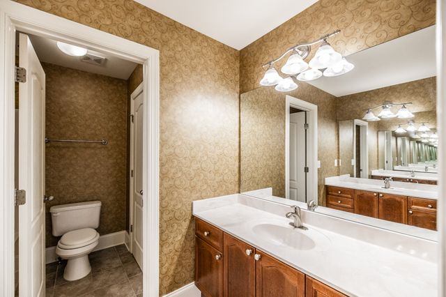 1074 Mansker Farm Blvd, Hendersonville, TN 37075