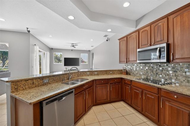 209 FOREST BREEZE AVENUE, Brandon, FL 33511