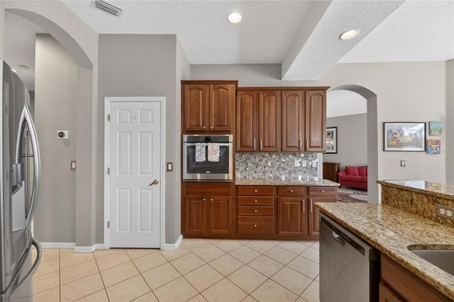 209 FOREST BREEZE AVENUE, Brandon, FL 33511