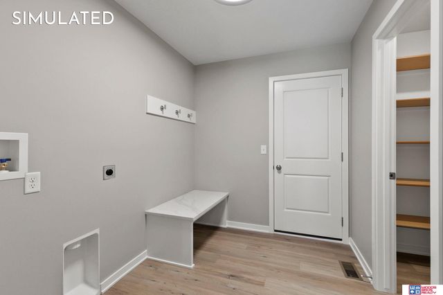 10520 Peter Street, Lincoln, NE 68516