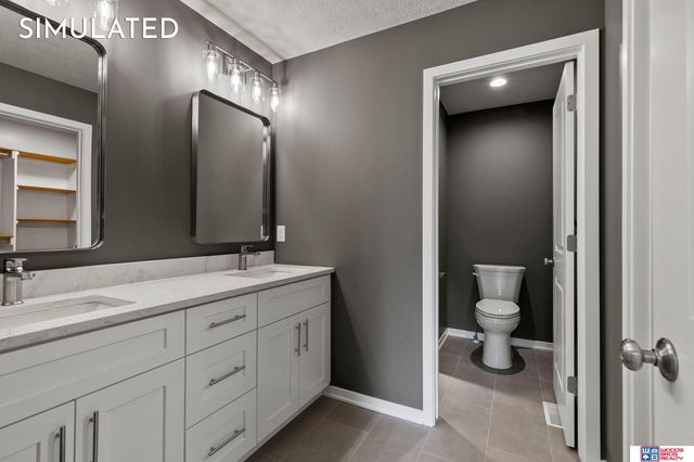 10520 Peter Street, Lincoln, NE 68516