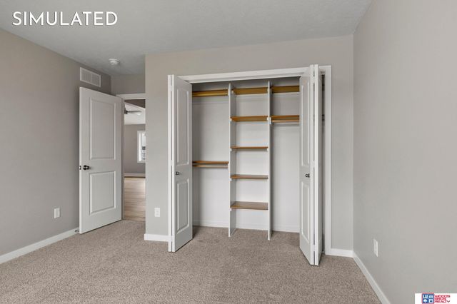 10520 Peter Street, Lincoln, NE 68516
